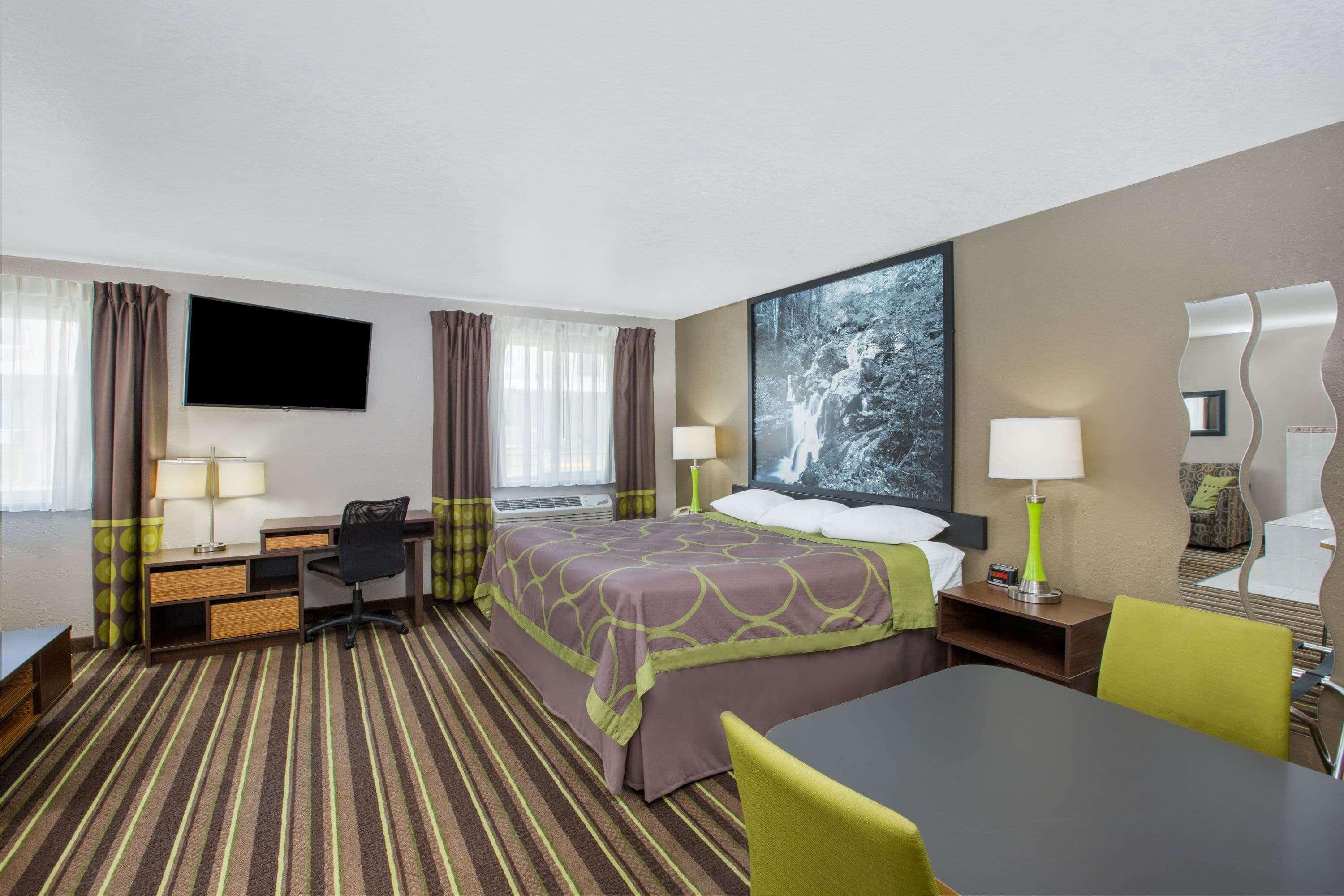 Super 8 By Wyndham Brookings Hotel Luaran gambar