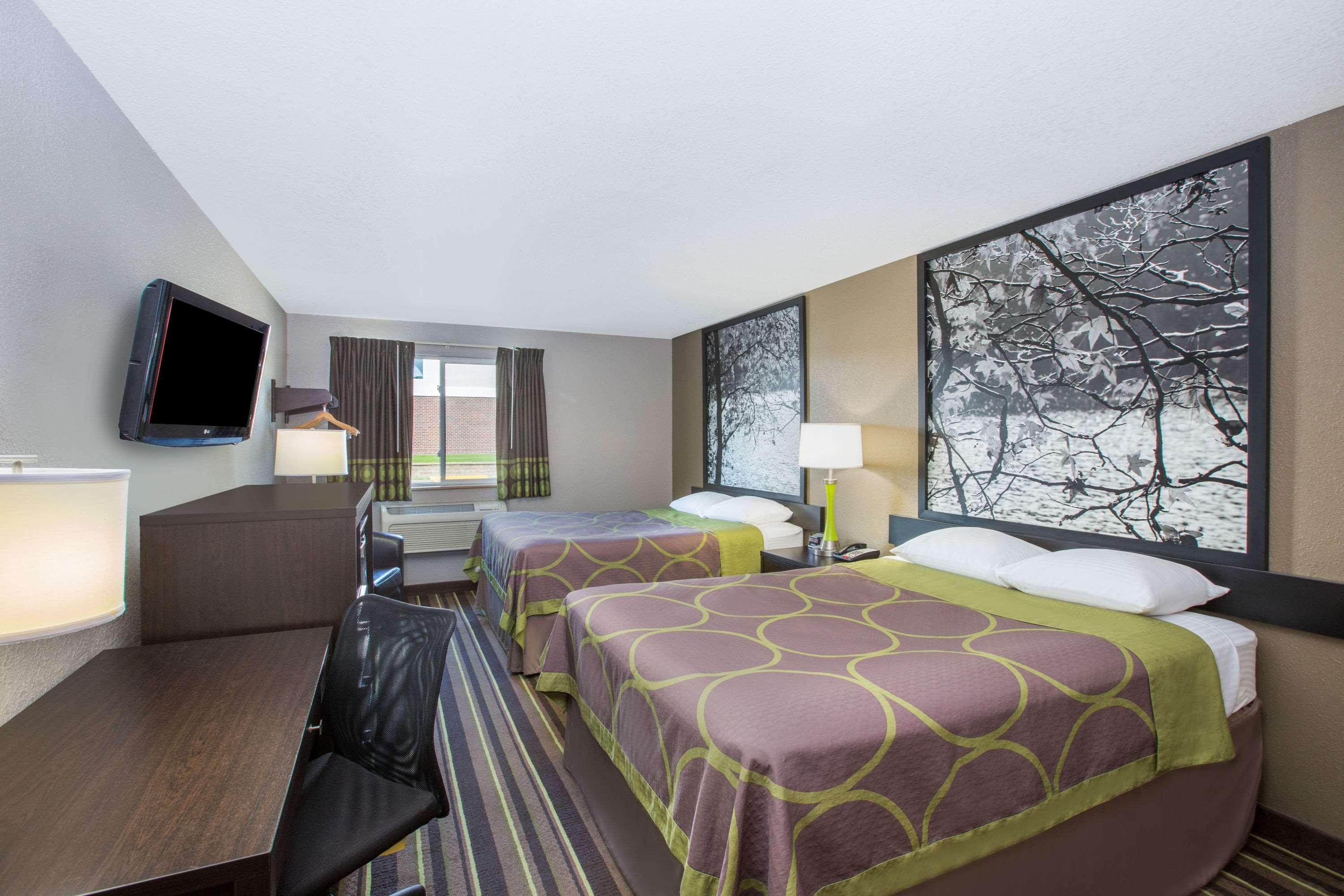 Super 8 By Wyndham Brookings Hotel Luaran gambar